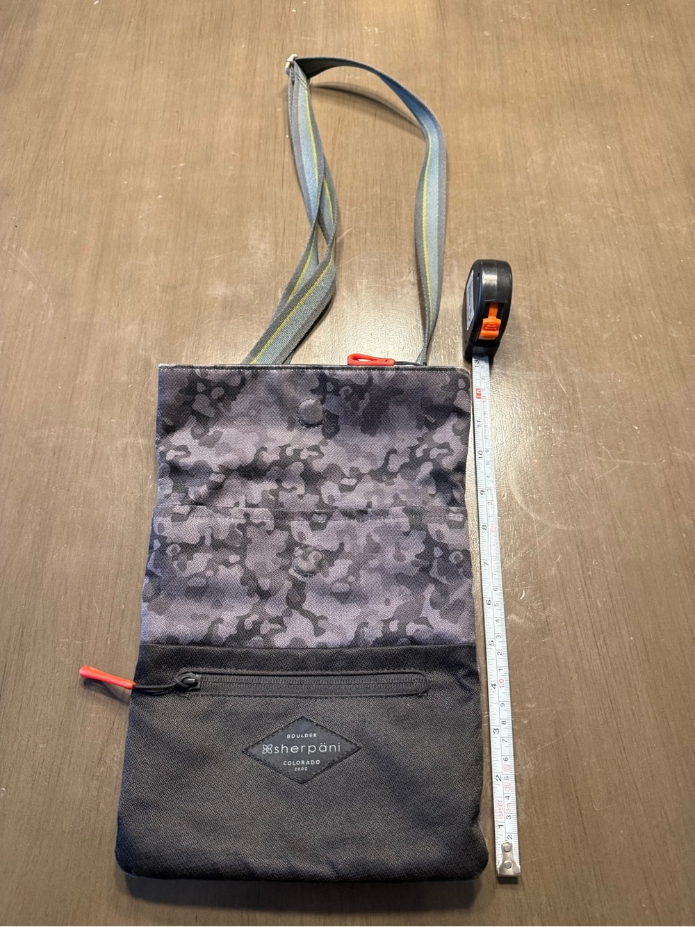 Sherpani Women's Gray Camo Mini Crossbody